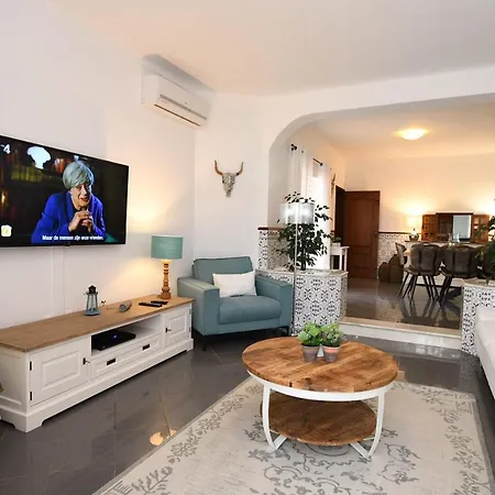 Paraiso - Luxury Perfect For Families! ヴィラ