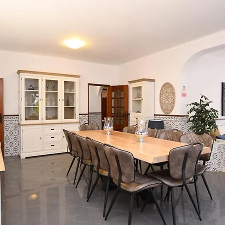 Paraiso - Luxury Perfect For Families!